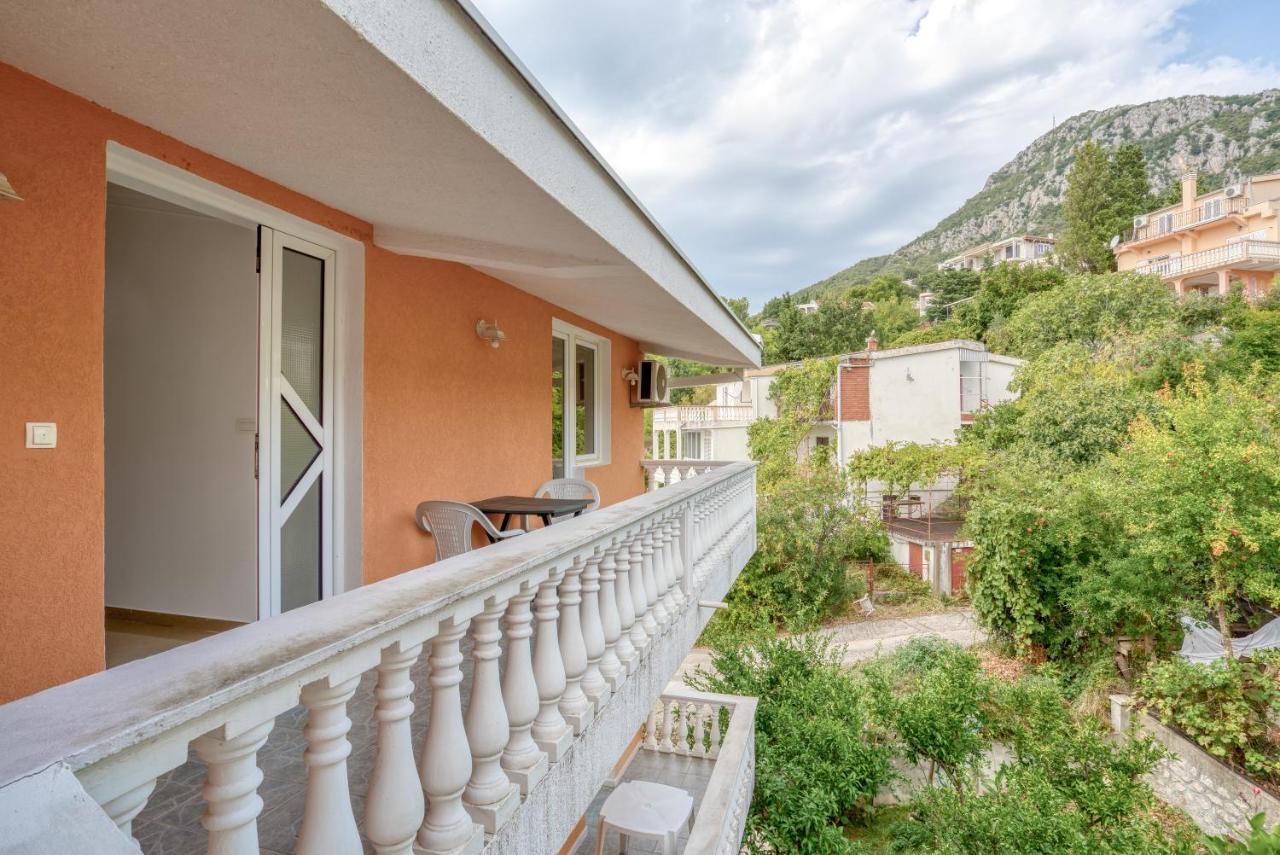 Hostel "Kraljica Snezna " Sutomore Exteriör bild